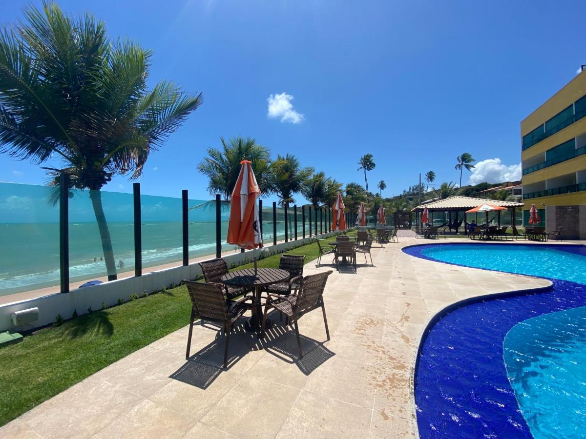 Tabatinga Residence Flat Pe Na Areia II Conde  Exterior photo