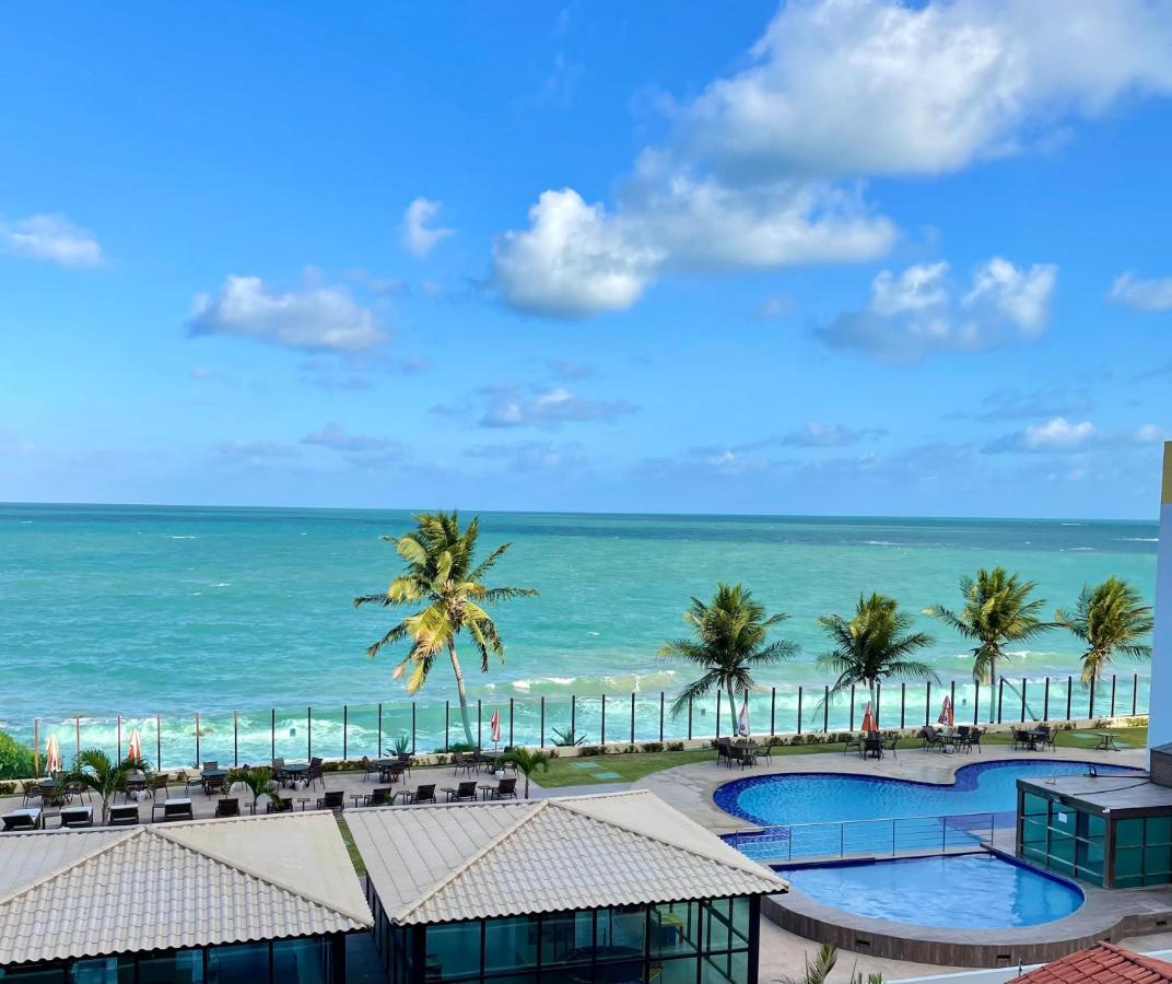 Tabatinga Residence Flat Pe Na Areia II Conde  Exterior photo
